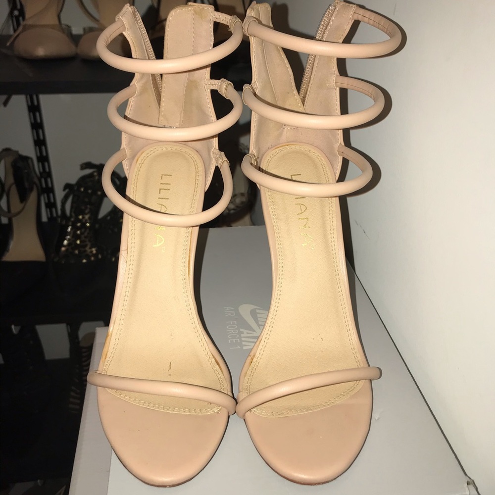 Heels - Picture 2 of 5